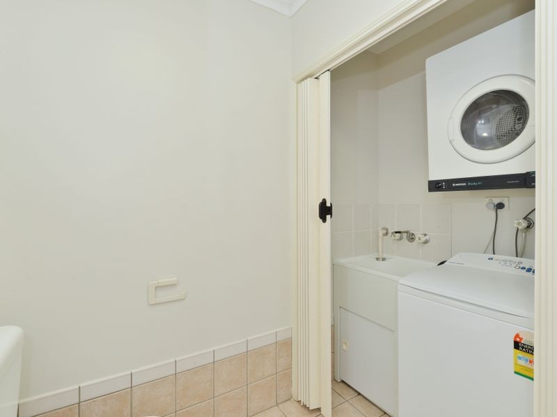 1/34 Lily Street, Cairns North QLD 4870