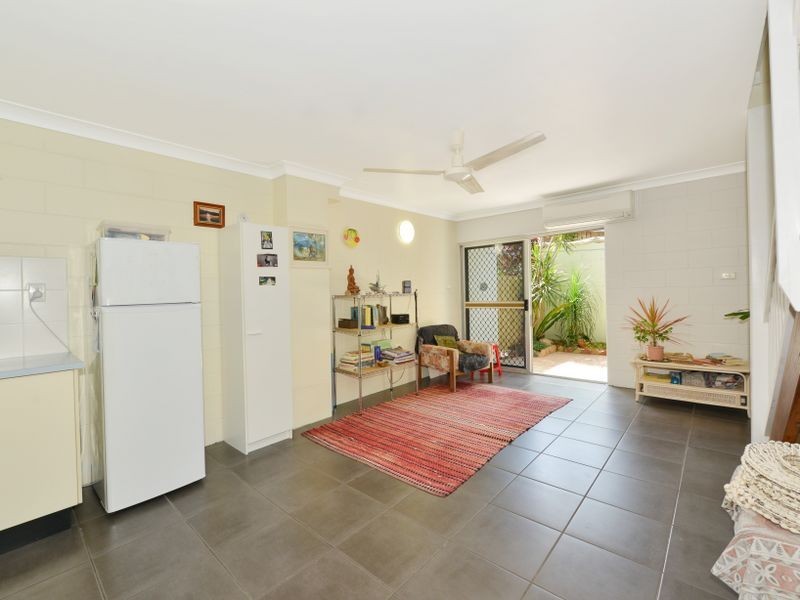 6/10 Crathern Close, Edge Hill QLD 4870