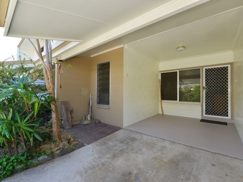 6/10 Crathern Close, Edge Hill QLD 4870