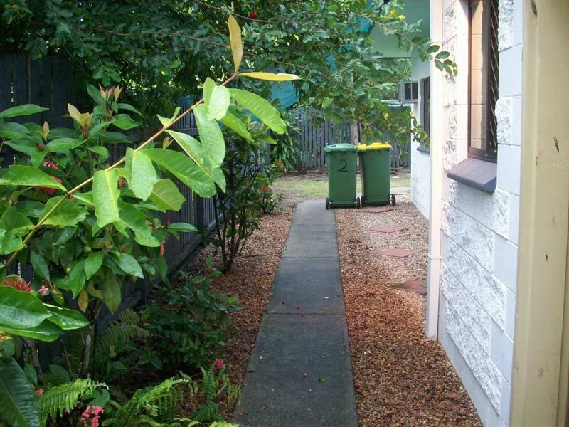 Holloways Beach QLD 4878