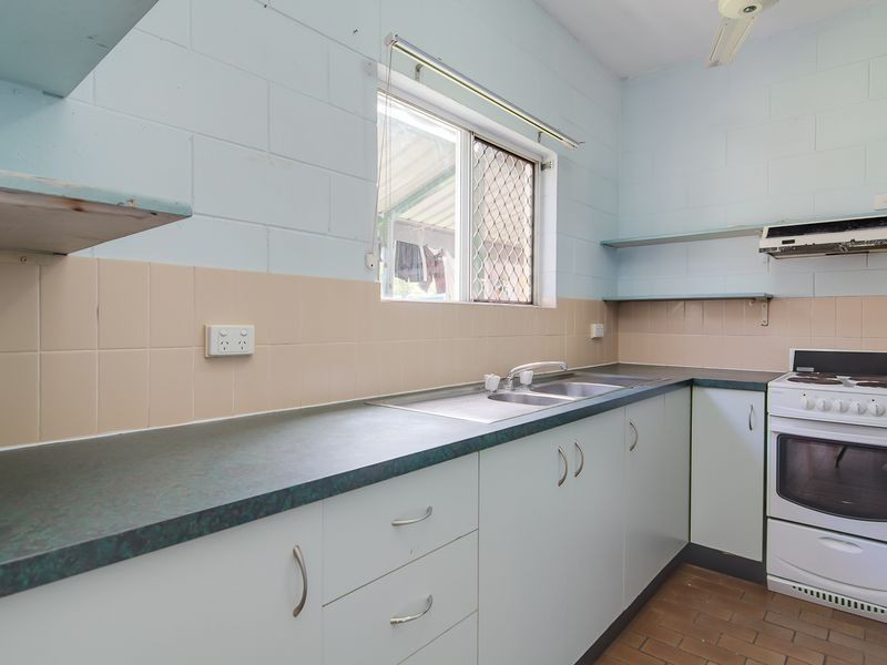 10/11 Pioneer Street, Manoora QLD 4870