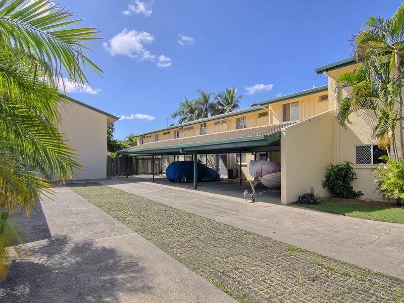 10/11 Pioneer Street, Manoora QLD 4870