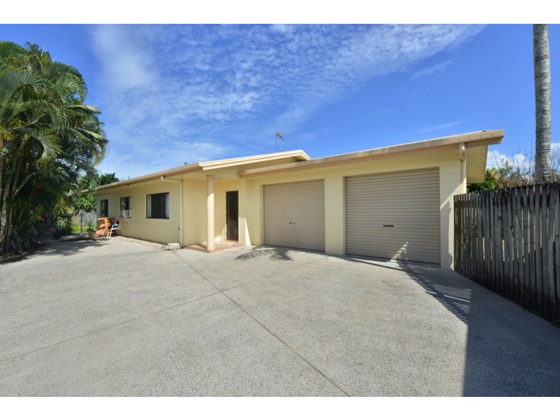 42 Sperring Street, Manunda QLD 4870