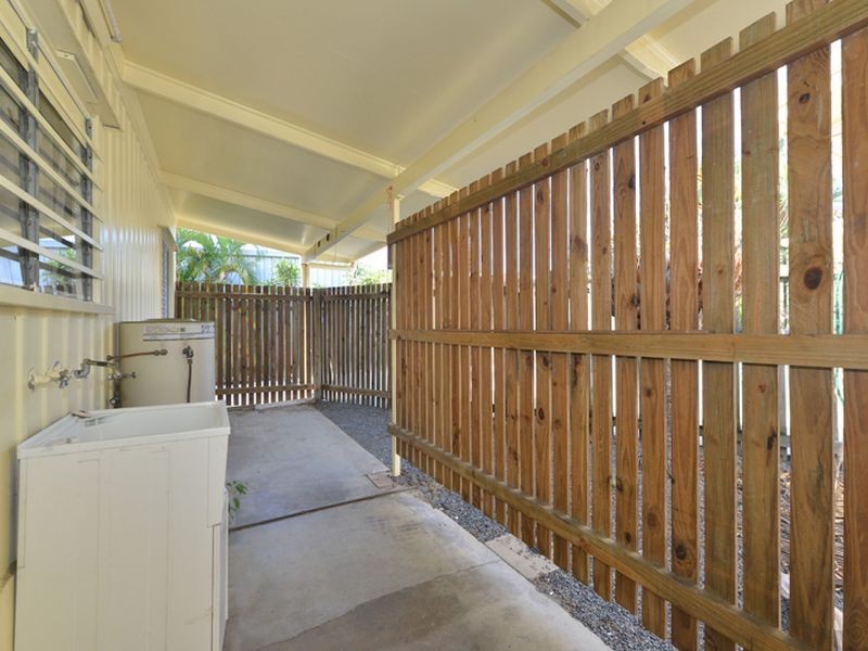 42 Sperring Street, Manunda QLD 4870