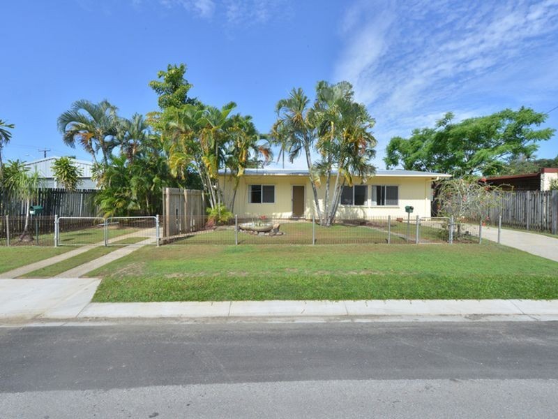 42 Sperring Street, Manunda QLD 4870