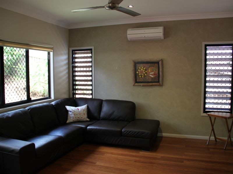 15 Barrossa Close, Brinsmead QLD 4870
