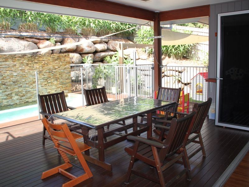 15 Barrossa Close, Brinsmead QLD 4870