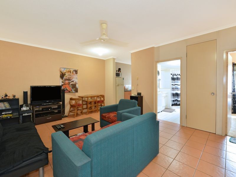2/113 Buchan Street, Bungalow QLD 4870
