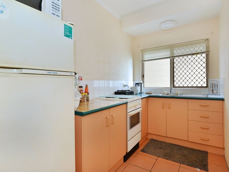 2/113 Buchan Street, Bungalow QLD 4870