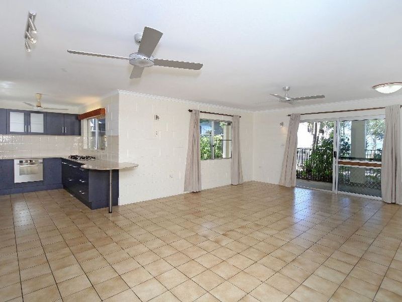 Machans Beach QLD 4878