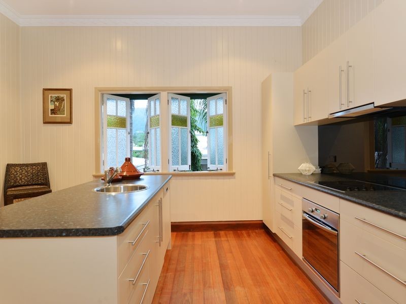 14 Barr Street, Earlville QLD 4870