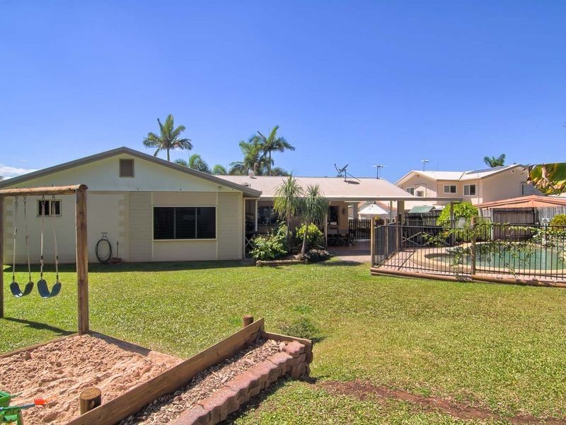 5 Normanby Close, Mount Sheridan QLD 4868