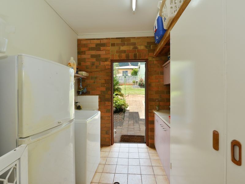 15 Toona Terrace, Redlynch QLD 4870