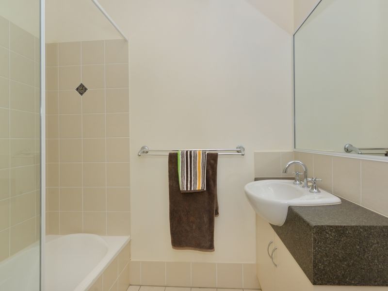 5/24 Old Smithfield Road, Freshwater QLD 4870