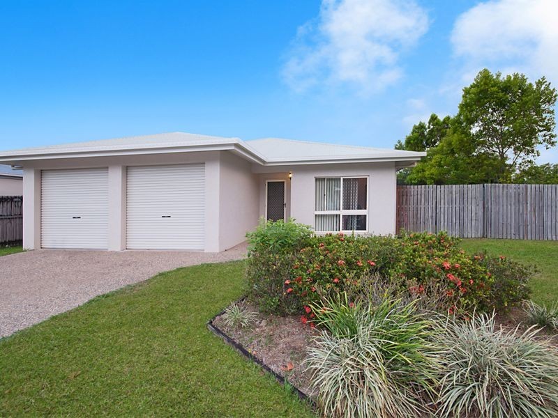2 Cliffdale Street, Bentley Park QLD 4869