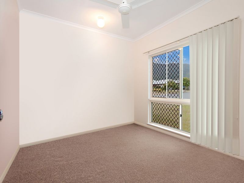 2 Cliffdale Street, Bentley Park QLD 4869