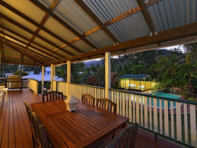 100 Collins Avenue, Edge Hill QLD 4870