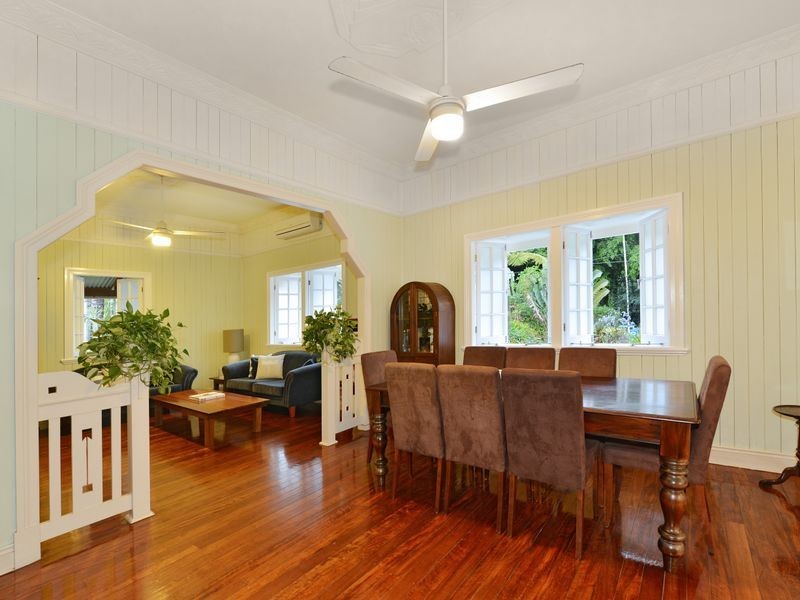 100 Collins Avenue, Edge Hill QLD 4870