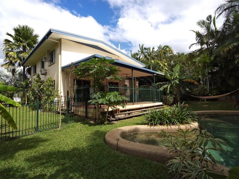 Whitfield QLD 4870