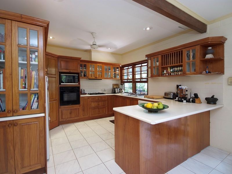 Whitfield QLD 4870