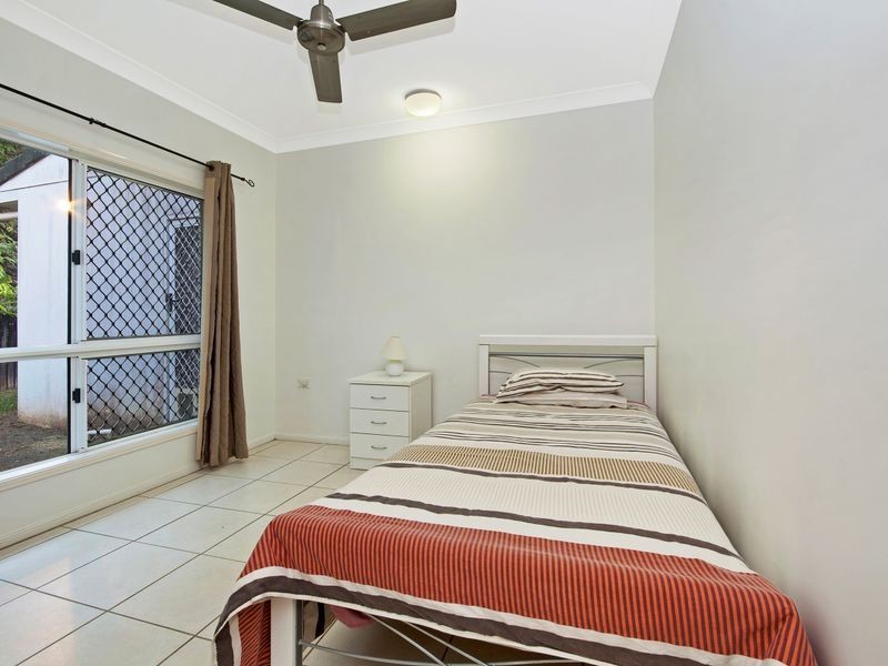 2B Cassandra Close, Mooroobool QLD 4870