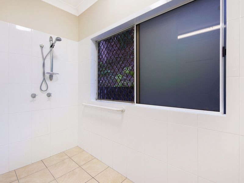 2B Cassandra Close, Mooroobool QLD 4870