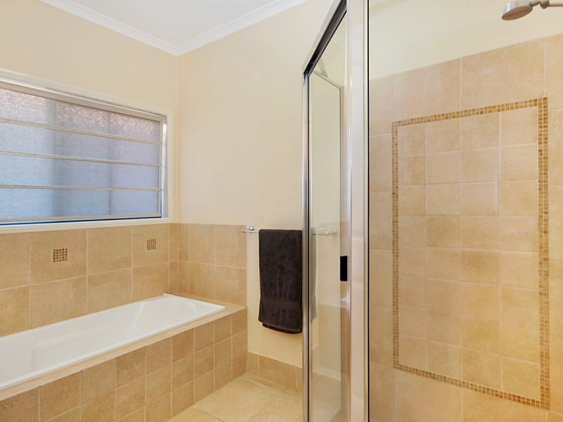 10 Alpinia Terrace, Mount Sheridan QLD 4868