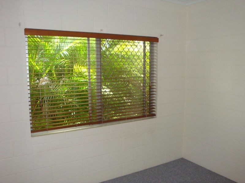 Whitfield QLD 4870