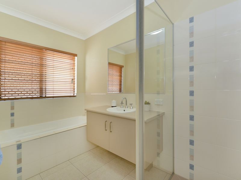 4 Newberry Street, Smithfield QLD 4878