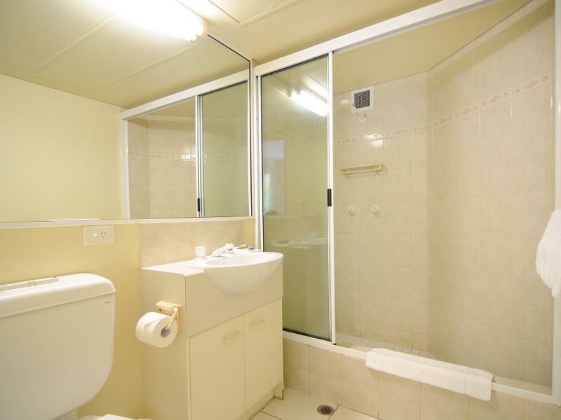 2/12 Deauville Close, Yorkeys Knob QLD 4878