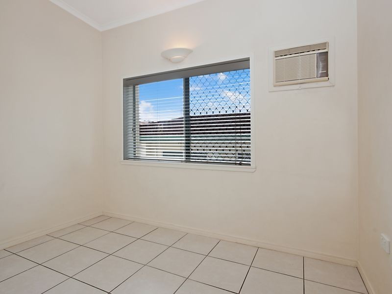4/306 Pease Street, Edge Hill QLD 4870