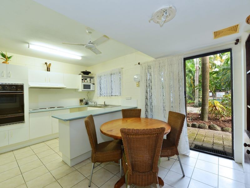 10/323 Mcleod Street, Cairns North QLD 4870