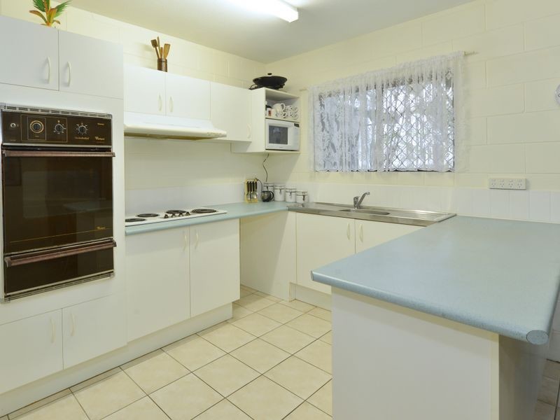 10/323 Mcleod Street, Cairns North QLD 4870