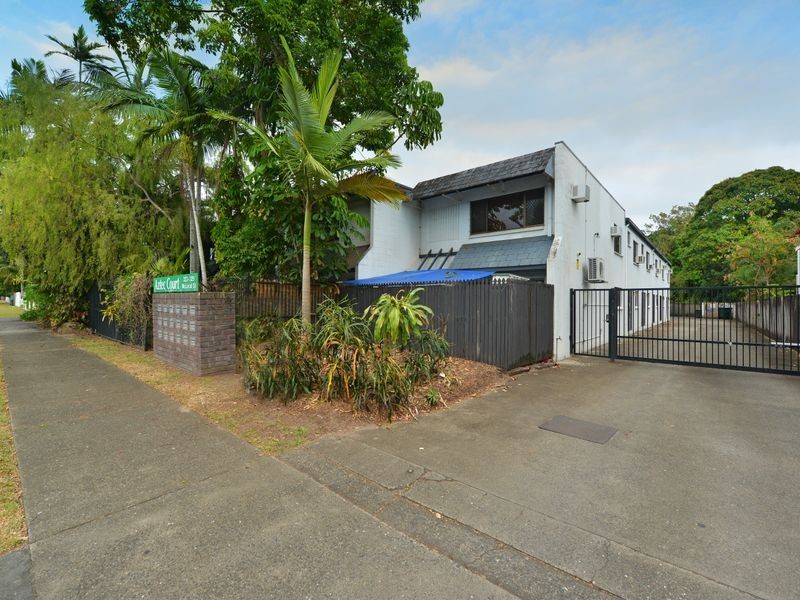 10/323 Mcleod Street, Cairns North QLD 4870