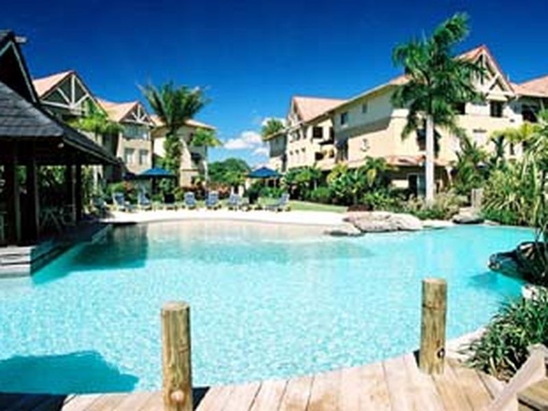 104/2 Greenslopes Street, Cairns North QLD 4870