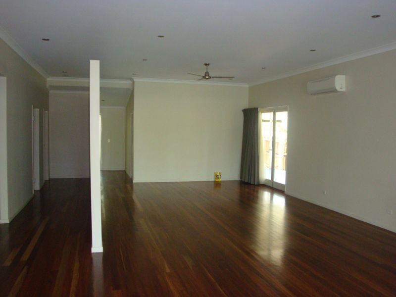 7 Hudson Street, Whitfield QLD 4870