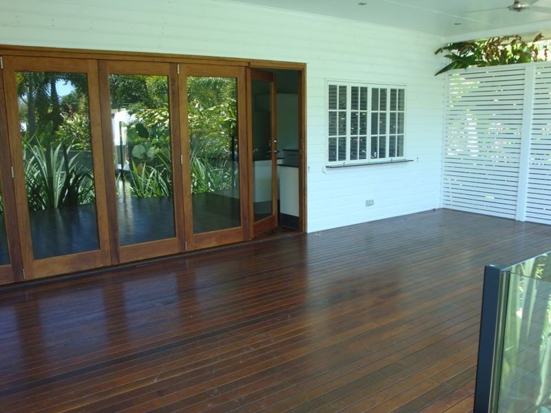 7 Hudson Street, Whitfield QLD 4870