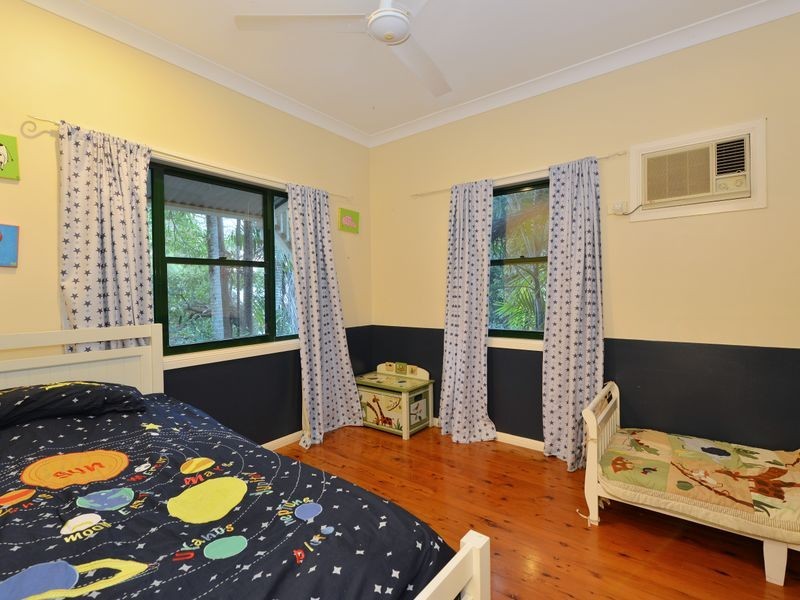 11 Mason Street, Stratford QLD 4870