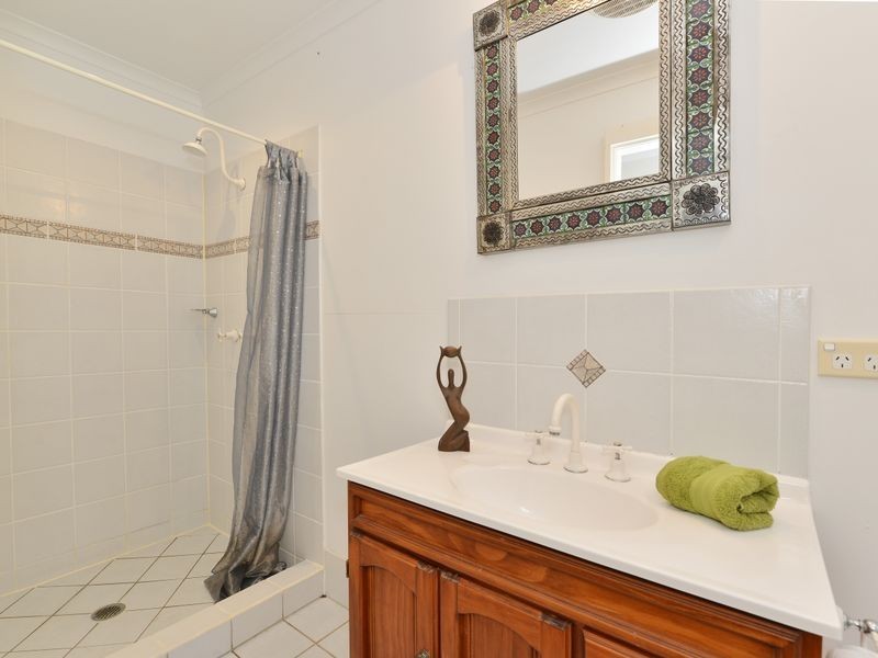 11 Mason Street, Stratford QLD 4870