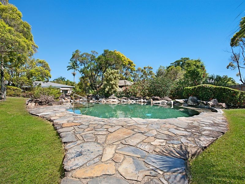 9/473 Mccoombe Street, Mooroobool QLD 4870