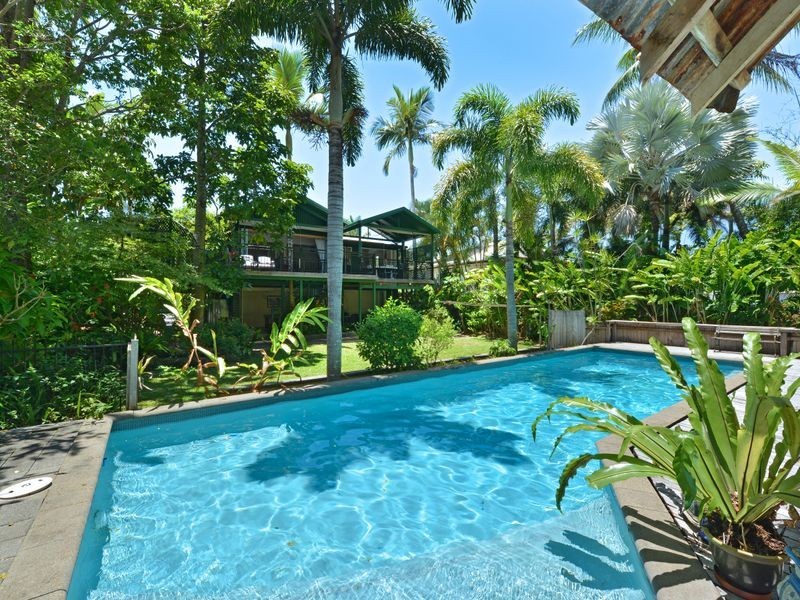 231 Mcmanus Street, Whitfield QLD 4870