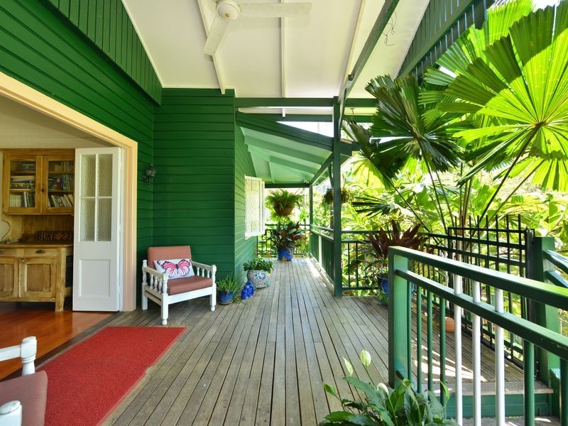 231 Mcmanus Street, Whitfield QLD 4870