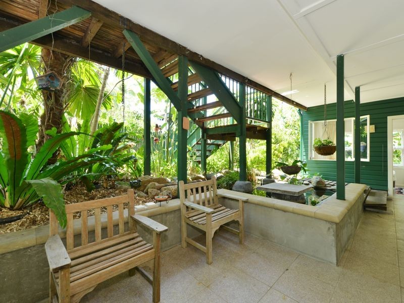 231 Mcmanus Street, Whitfield QLD 4870