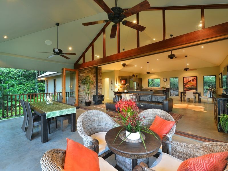 11 Temora Close, Edge Hill QLD 4870