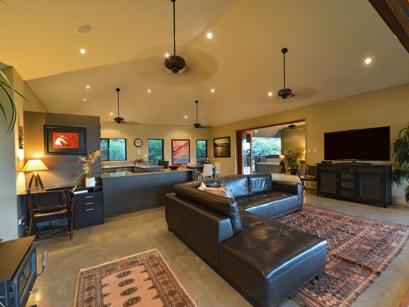 11 Temora Close, Edge Hill QLD 4870