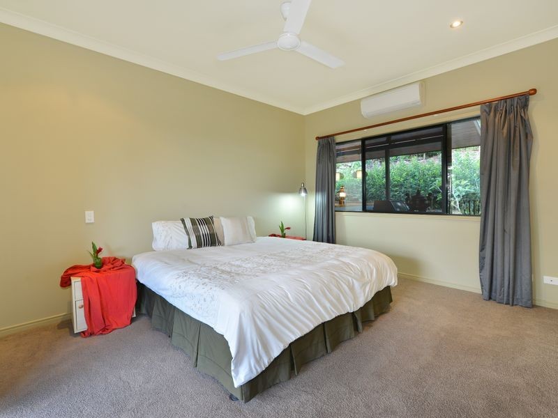 11 Temora Close, Edge Hill QLD 4870