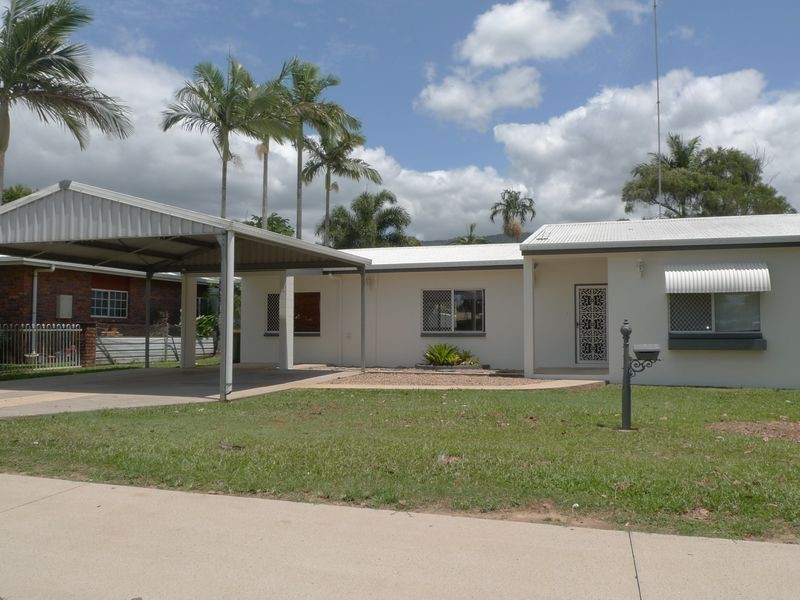 Bentley Park QLD 4869
