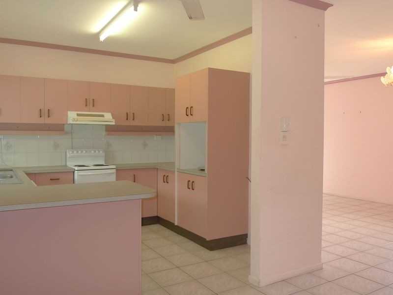 Bentley Park QLD 4869