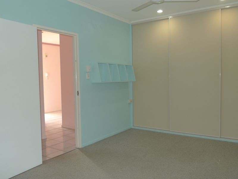Bentley Park QLD 4869