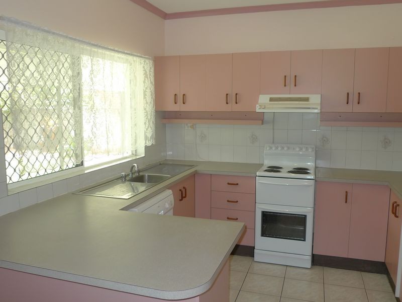 Bentley Park QLD 4869